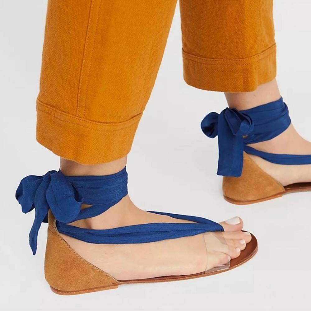 ❤️ Brand New!!! Beautiful and feminine Free People Barcelona sandals